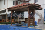 изработка на дървени барове за басейни
